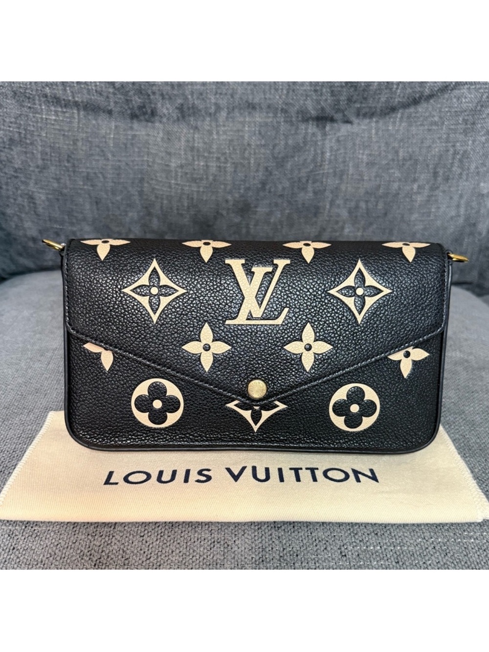 Louis Vuitton Pochette Felicie monogram empreinte bicolor CLUTCH